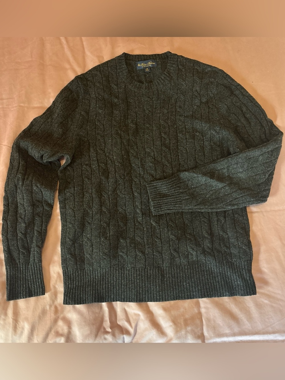 Brooks Brothers Charcoal Gray Sweater - Men’s M - Cable Knit Crew - 100% wool